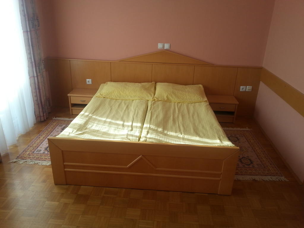 Penzion Zeleni Kakadu Maribor Chambre photo