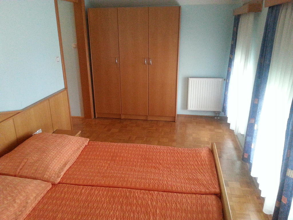 Penzion Zeleni Kakadu Maribor Extérieur photo